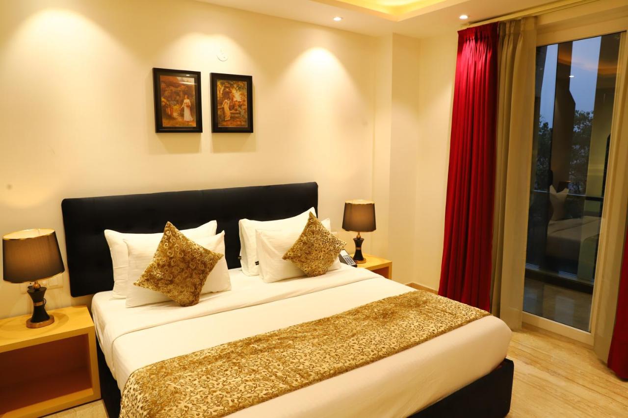 Malbork Rajouri Garden Delhi - Couple Friendly Local Ids Accepted Hotel