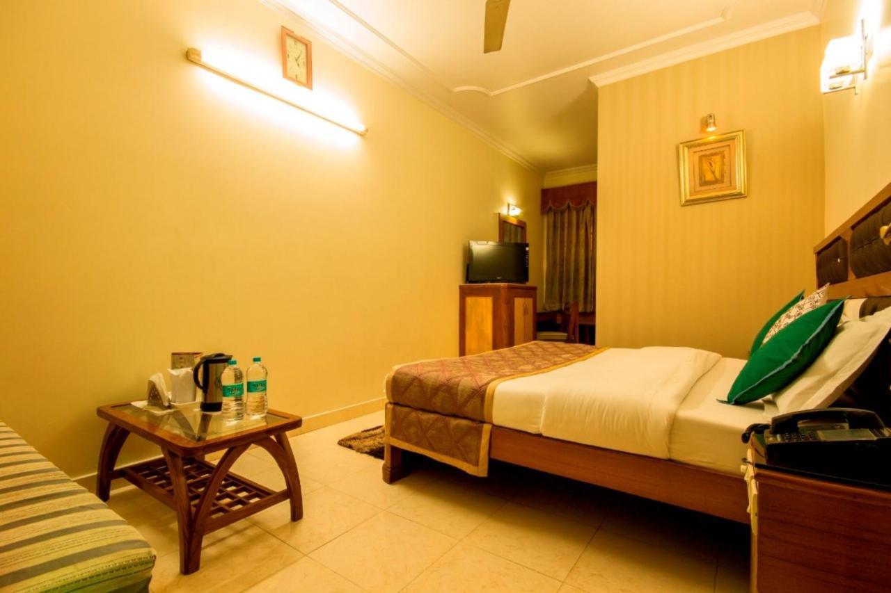 Hotel The Aster Karol Bagh Homely Atmosphere 3*