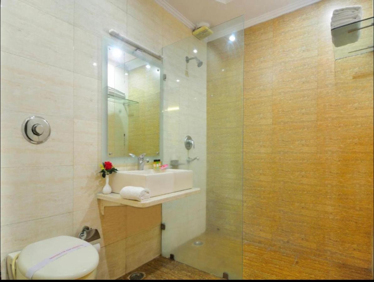 Hotel The Aster Karol Bagh Homely Atmosphere New Delhi