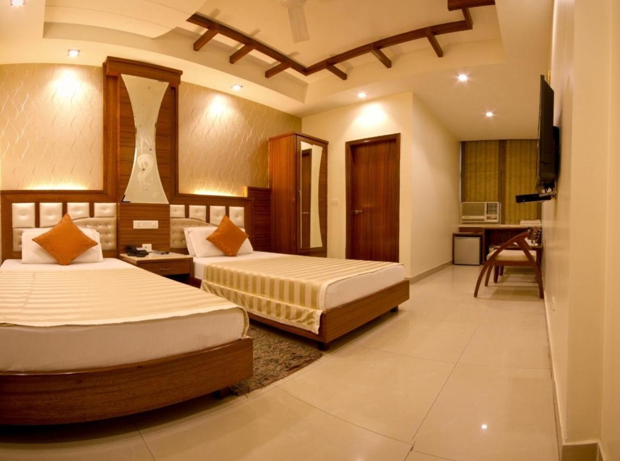 The Aster Karol Bagh Homely Atmosphere New Delhi