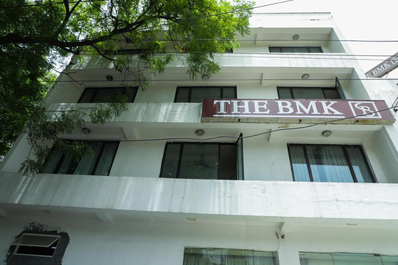 Hotel Scoovey The Bmk & Banquets Local Id Accepted New Delhi