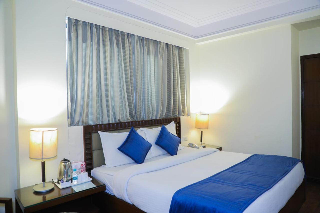 Scoovey The Bmk & Banquets Local Id Accepted Hotel