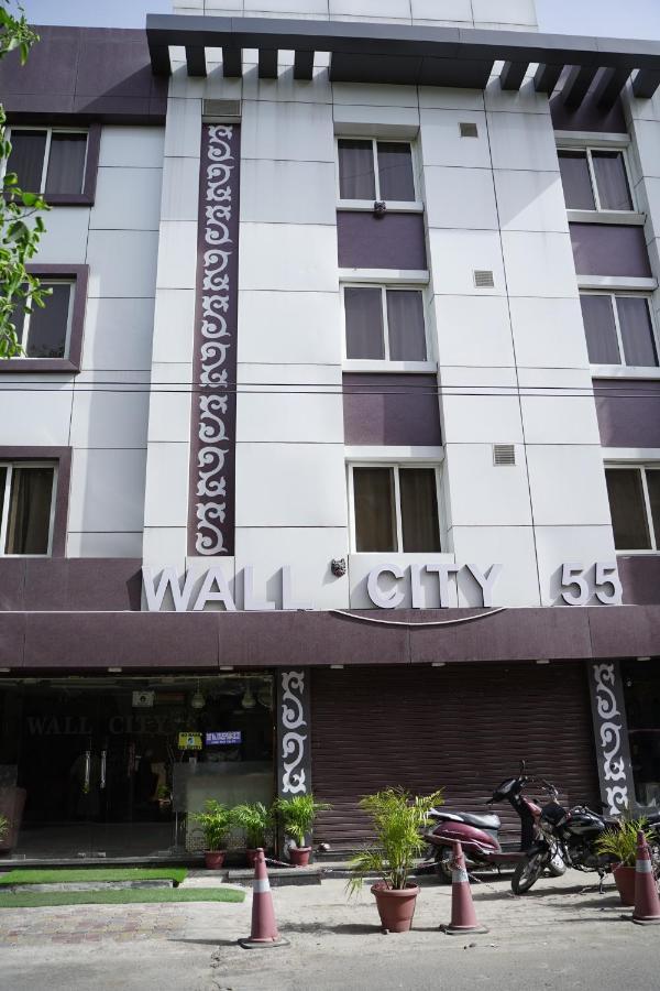 55 Hotel 3*