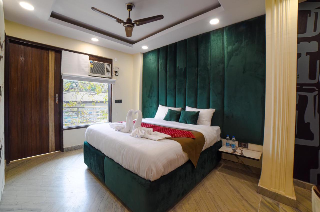 Hotel The Twenties Kamla Nagar 3*
