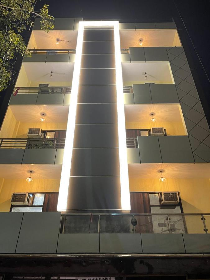 The Twenties Kamla Nagar Hotel 3*