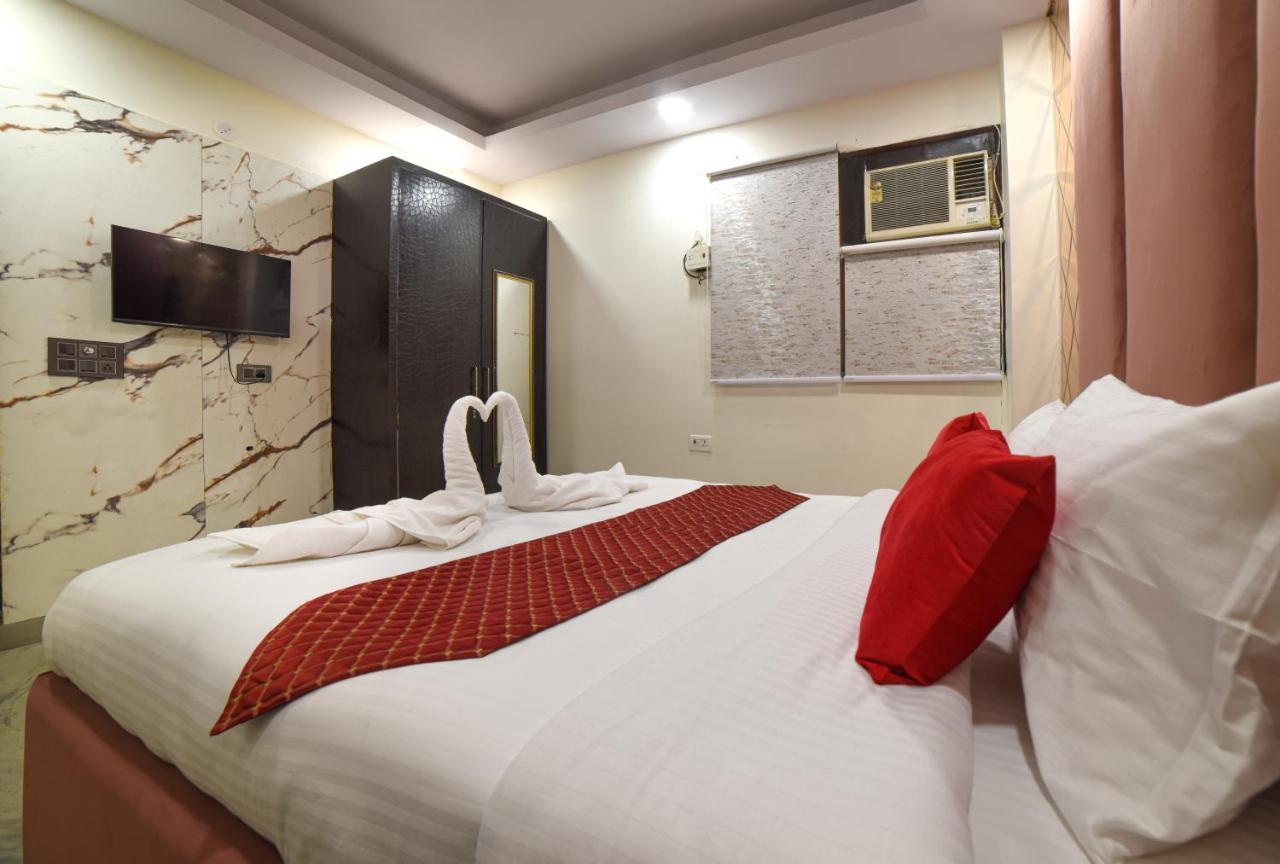 Hotel The Twenties Kamla Nagar New Delhi
