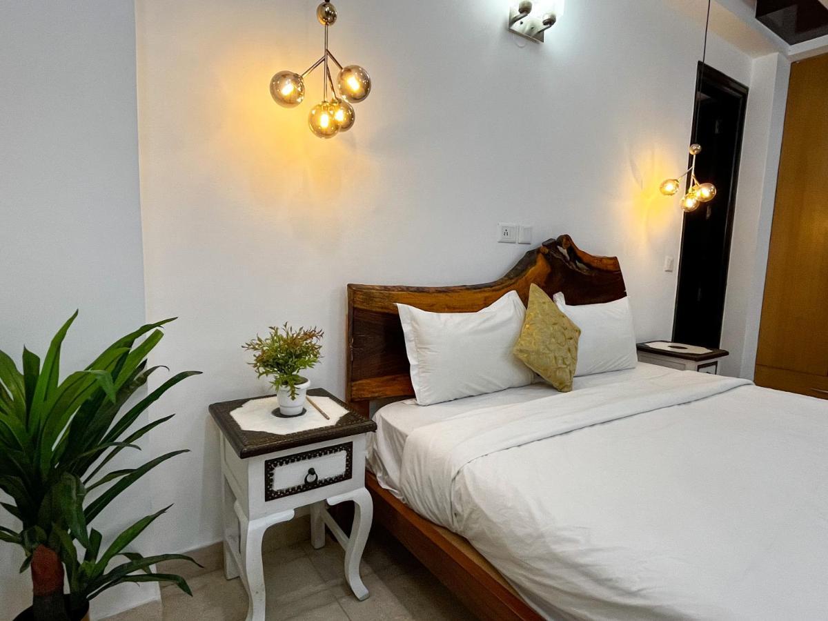 Avatar Living @safdarjung Enclave Bed & Breakfast
