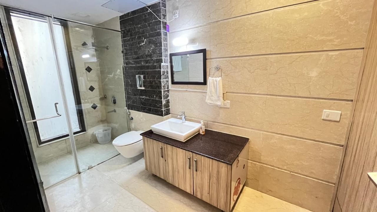 Hotel The Host Residency - Near Embassy Area, 3*