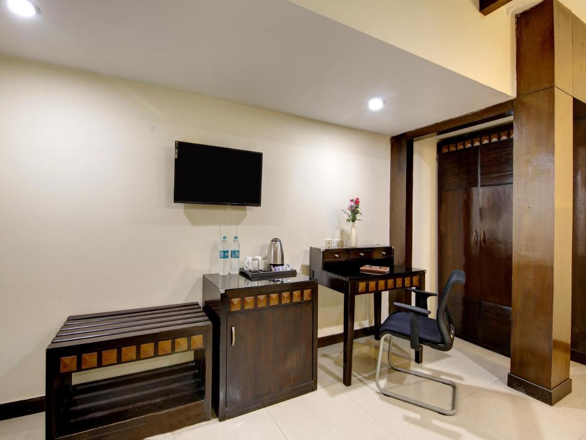 Casa de hóspedes Lime Gk-2 At Greater Kailash Metro South Delhi Nearby Saket Select Nova Deli