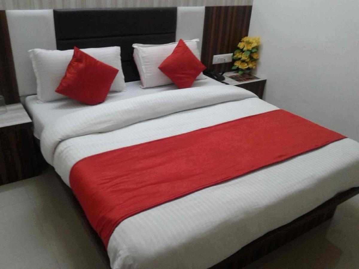 Lotus Suites At Delhi Airport