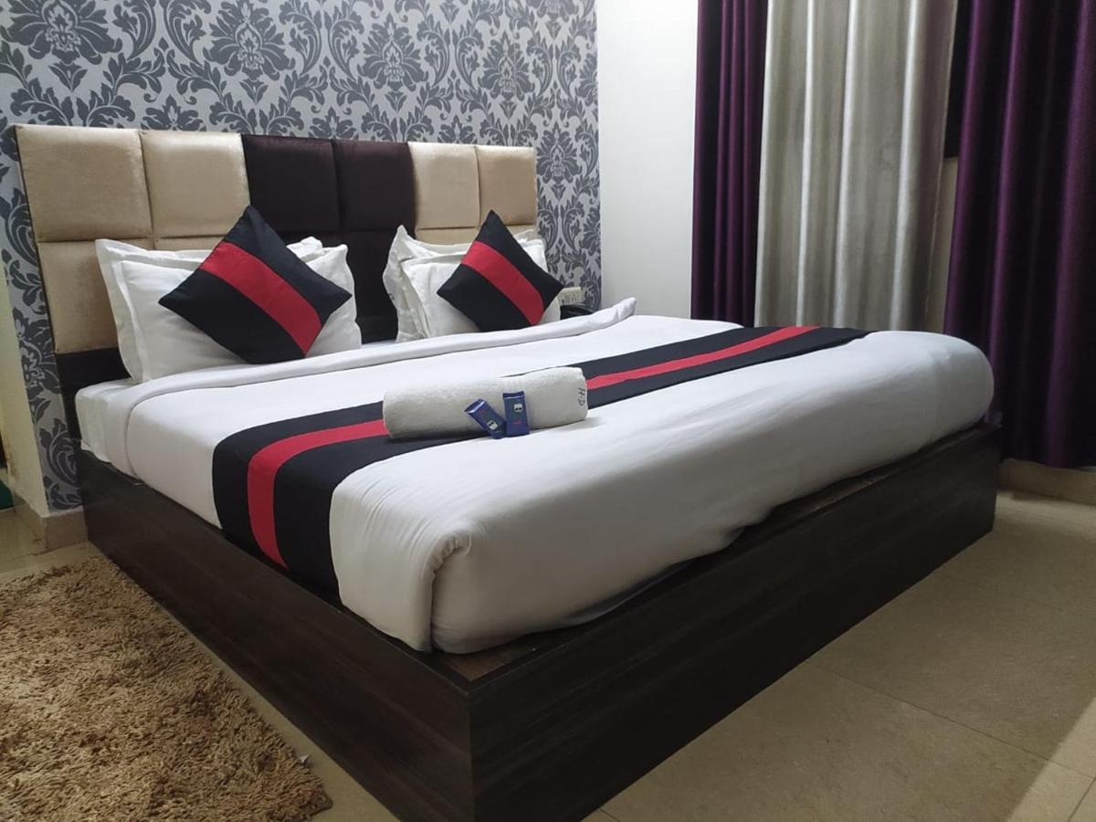 Lotus Suites At Delhi Airport Hotel