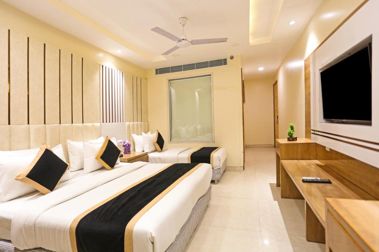 Worth Newly Bulit - 4* New Delhi