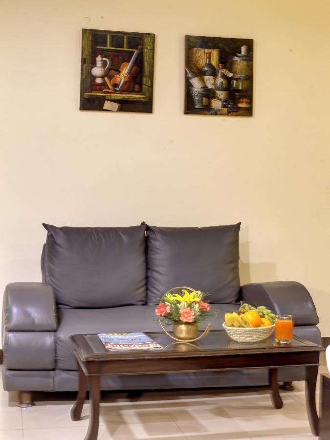 Lime Gk-2 At Greater Kailash Metro South Delhi Nearby Saket Select Casa de hóspedes *