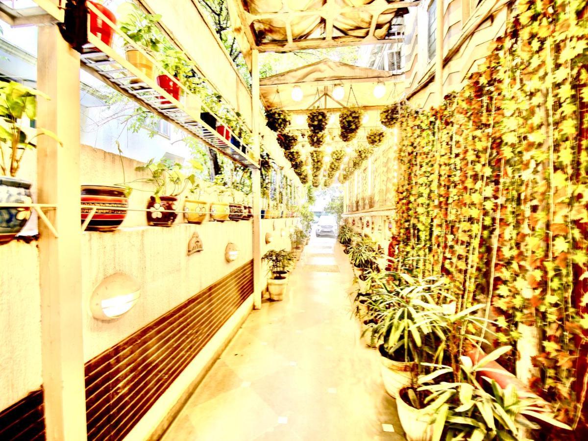 Casa de hóspedes Lime Gk-2 At Greater Kailash Metro South Delhi Nearby Saket Select Nova Deli