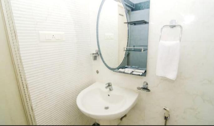 Roma Deluxe - Railway Station Hotel 3*