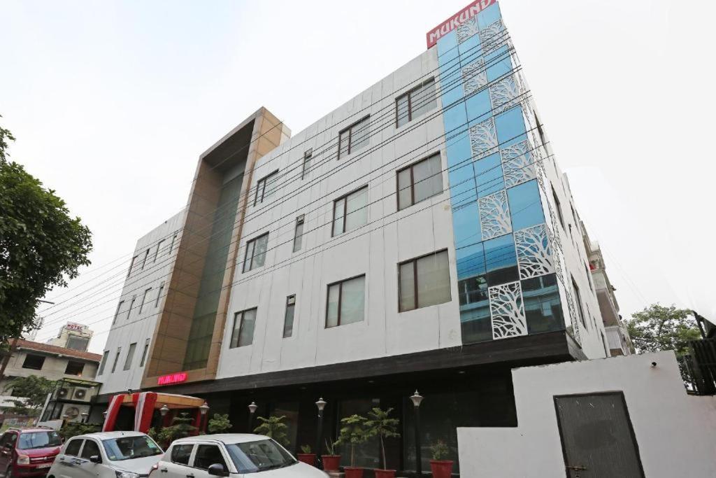 Mukund Residency And Banquet Hotel