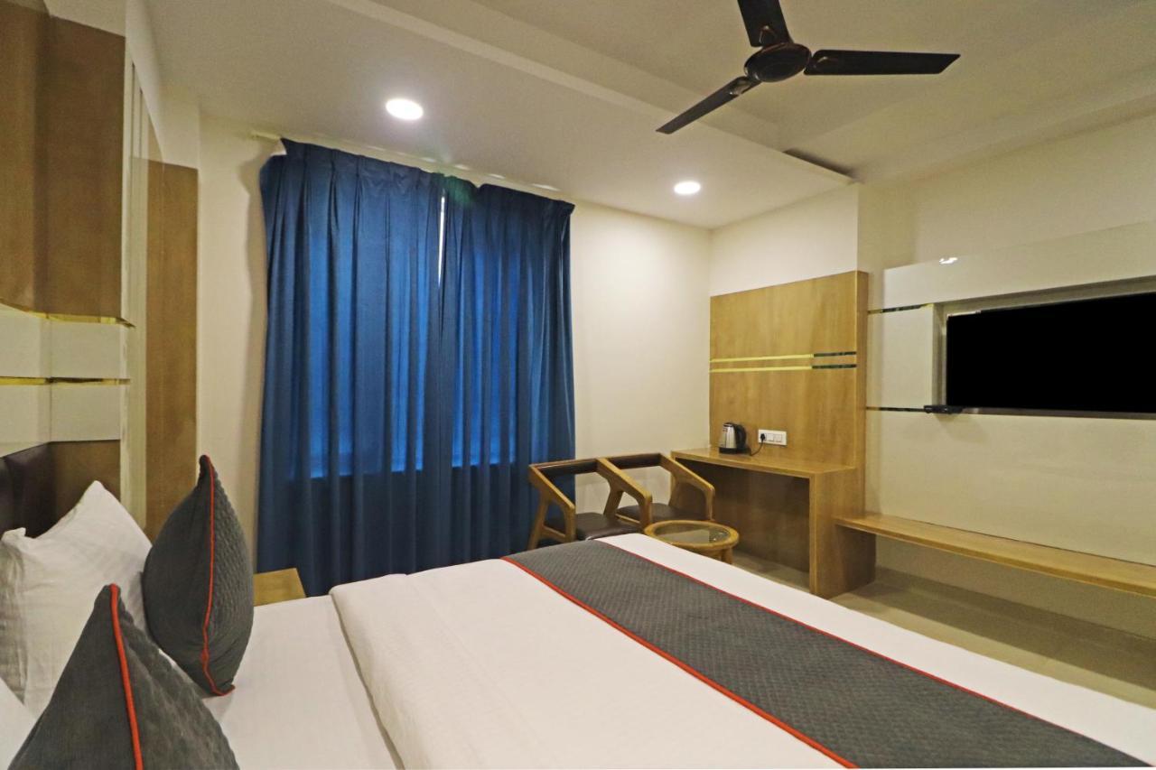 Hotel Time Residency New Delhi