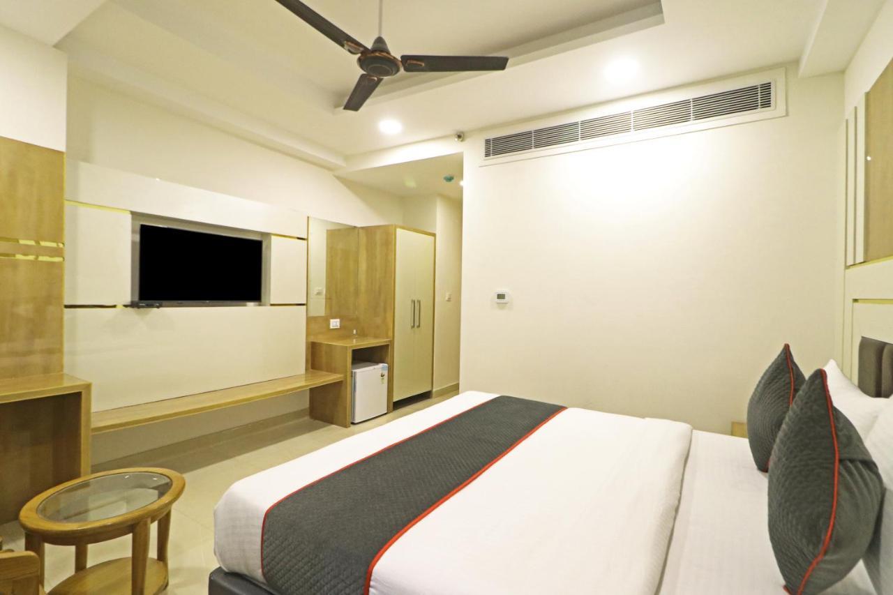 Hotel Time Residency