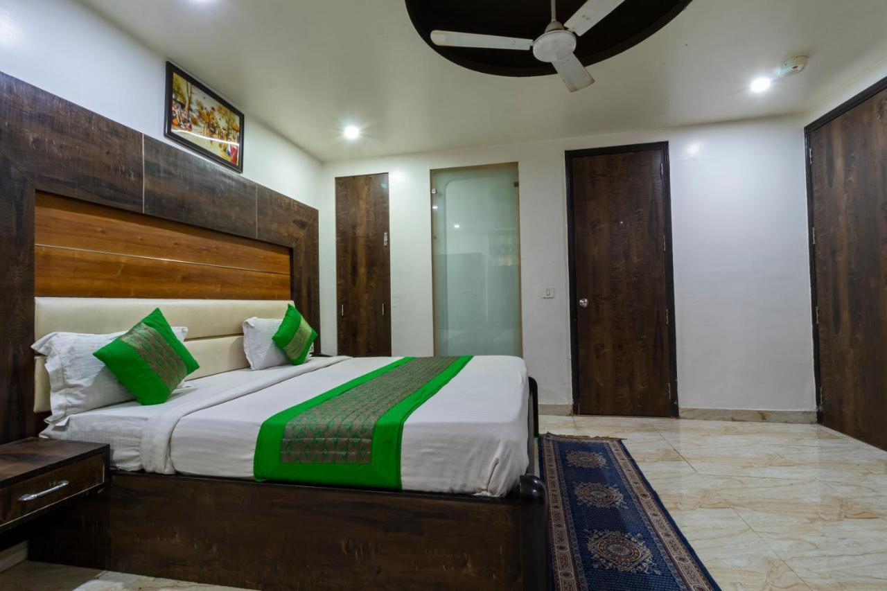 The Dx Near Igi Airport Delhi Hotel