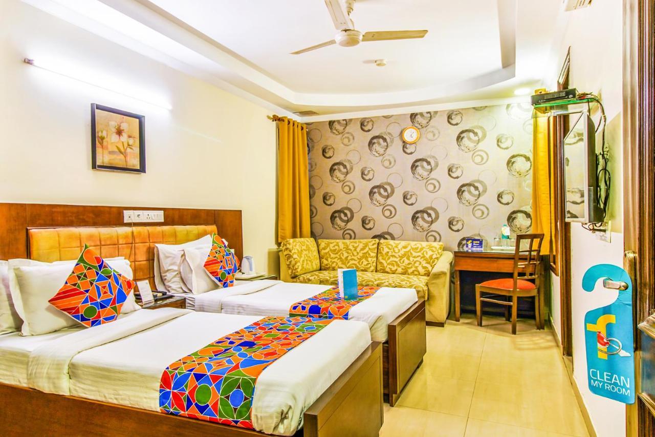 Hotel Fabhotel Signature Plaza