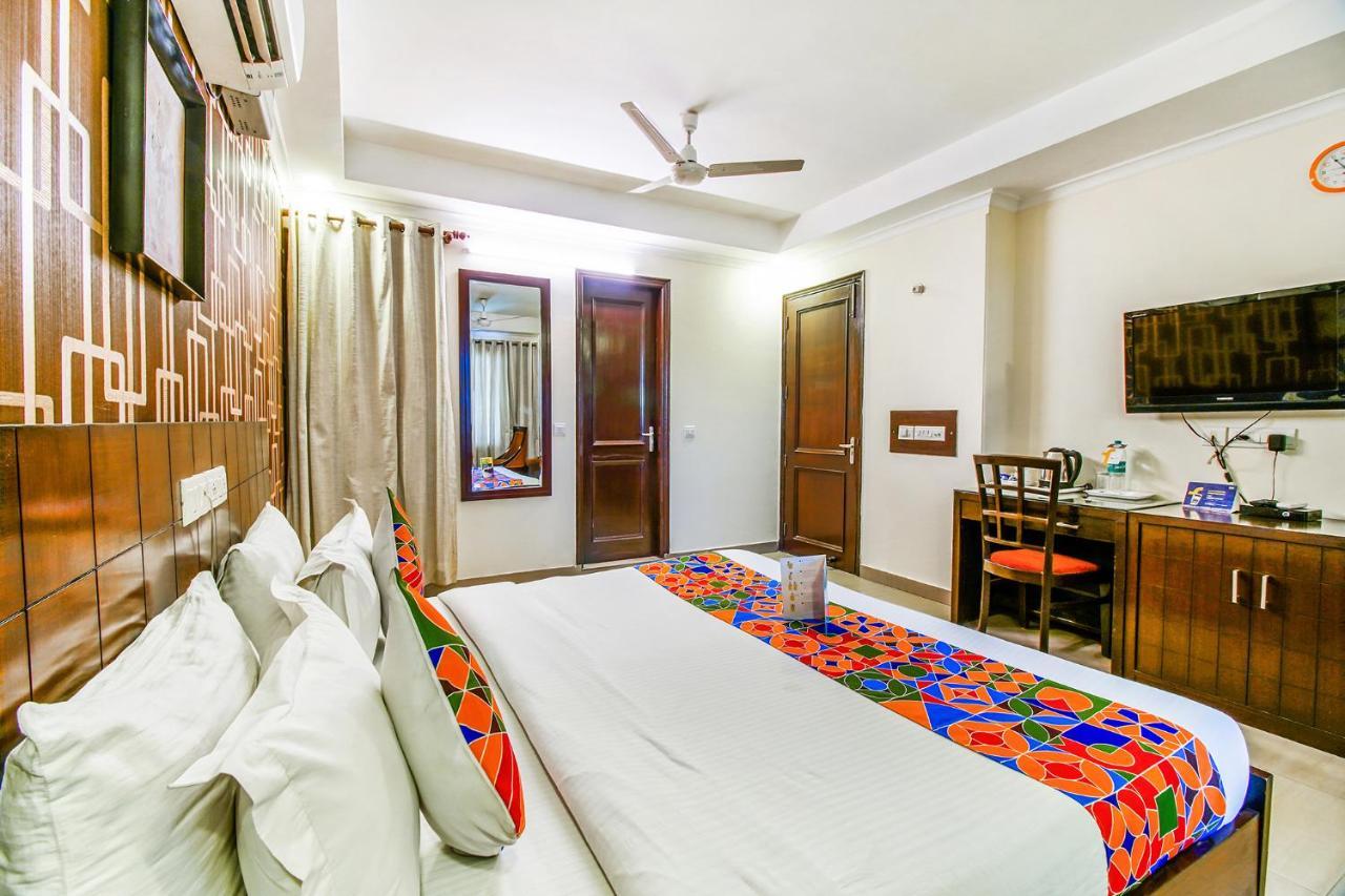 Fabhotel Signature Plaza 3*