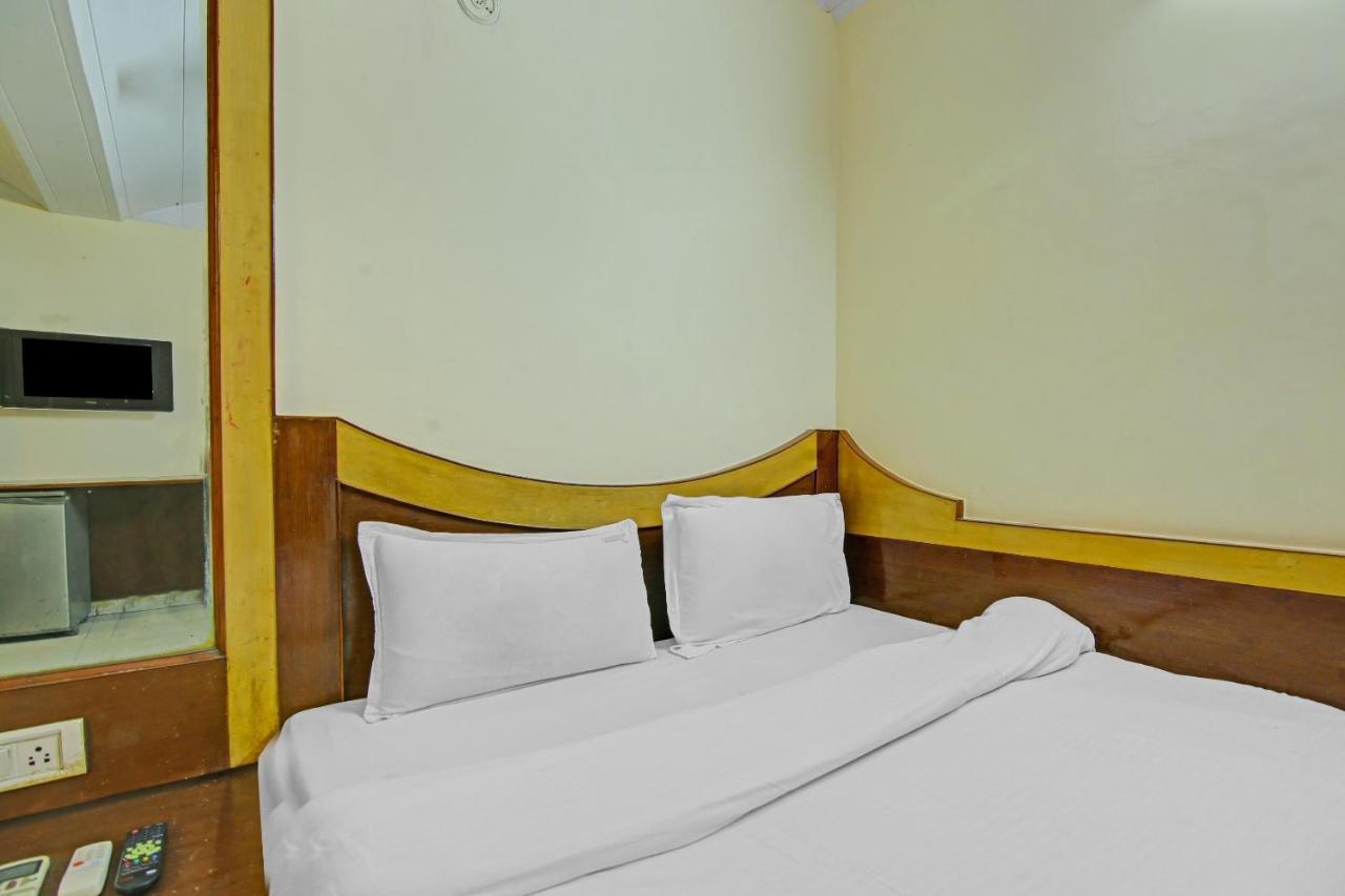 Hotel Collection O 84003 Chopra International Nova Deli