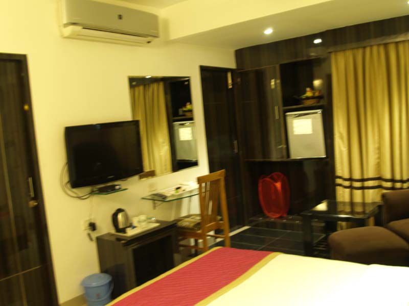 Hotel Sri Nanak Continental