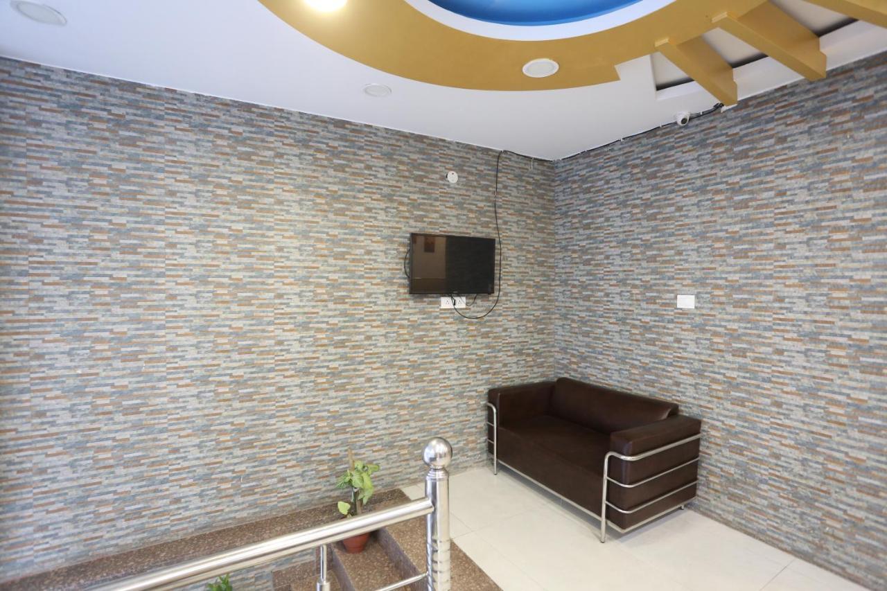 Hotel Paras Delhi Airport Nova Deli