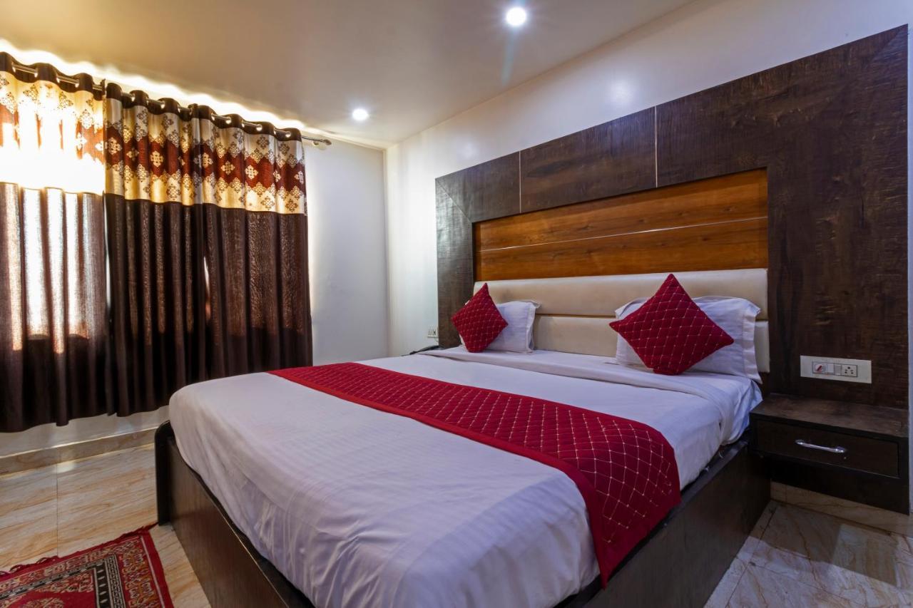 The Dx Near Igi Airport Delhi Hotel Nova Deli