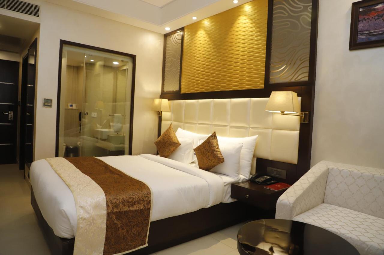 Udman Chhattarpur Hotel New Delhi