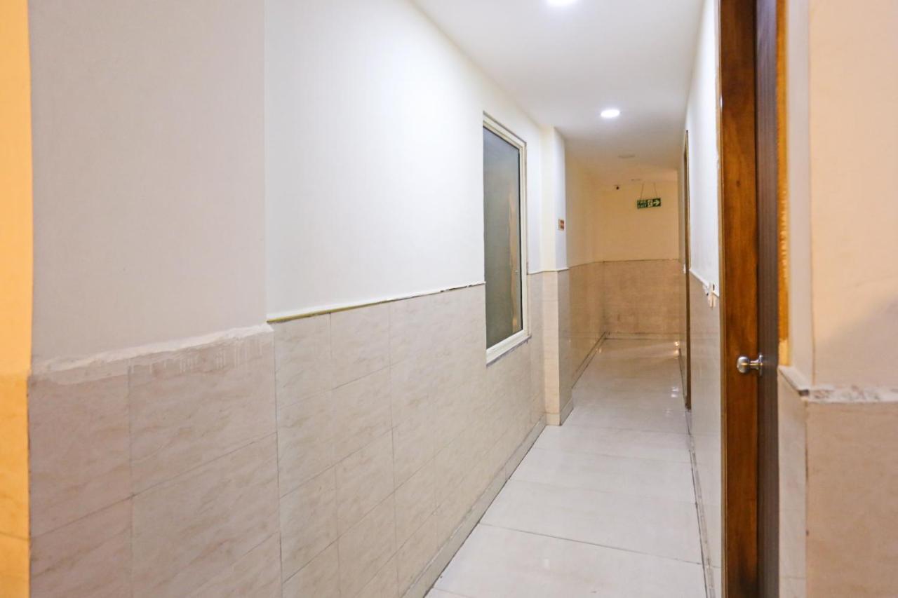 Hotel Paras Delhi Airport 3*