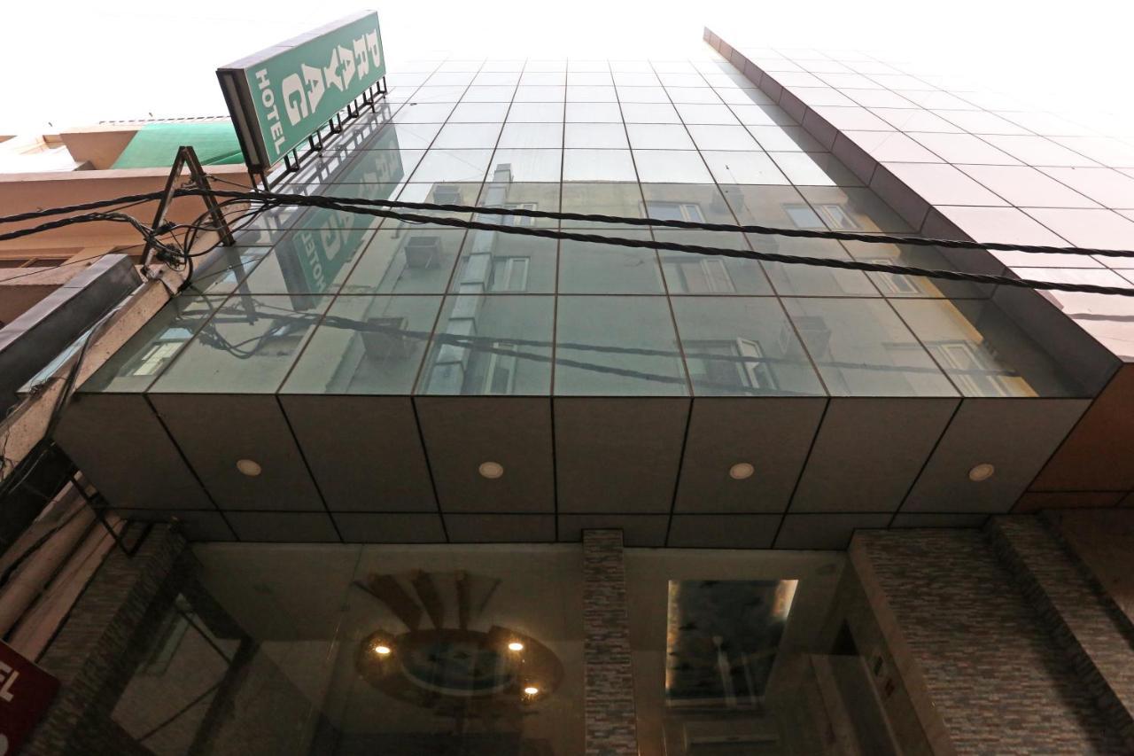 Hotel Paras Delhi Airport