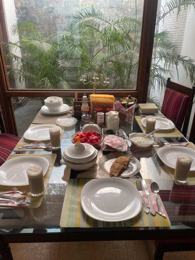The Stay Inn New Delhi Acomodação com café da manhã  Nova Deli
