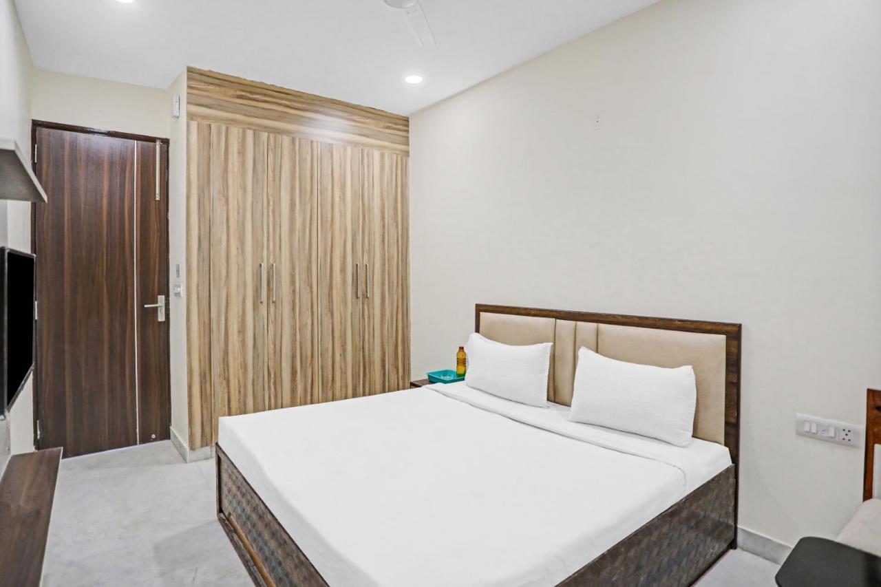 Capital O 86909 Cozy 3*