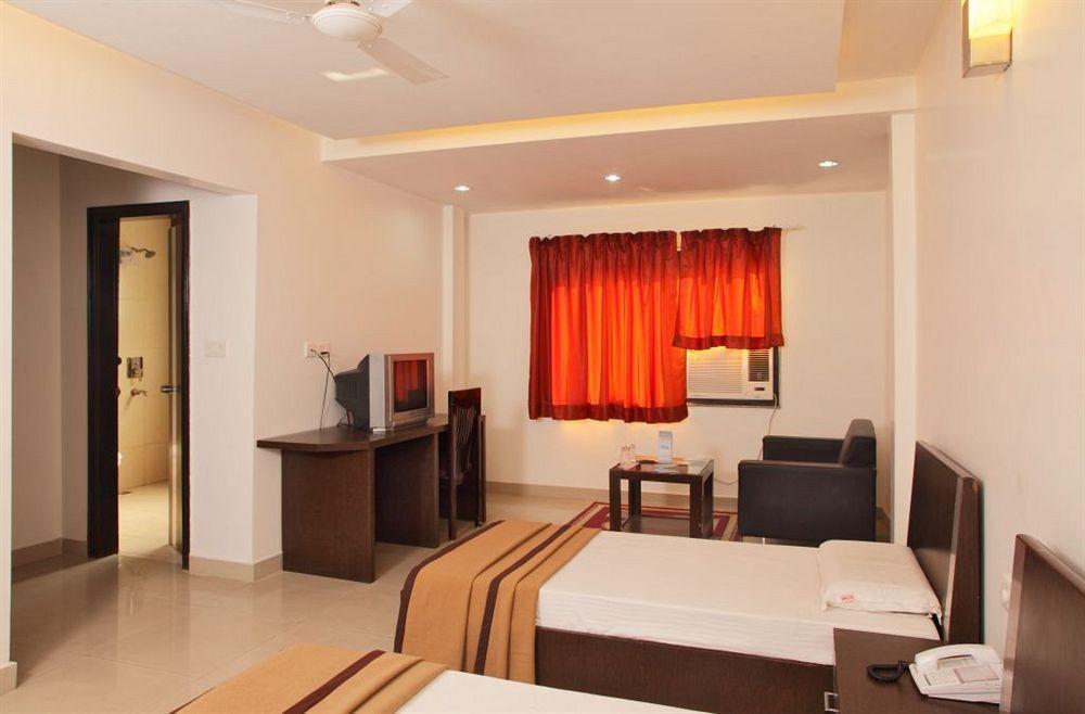 Lohmod At National Highway 8 - Free Airport Transffer Hotel 3*