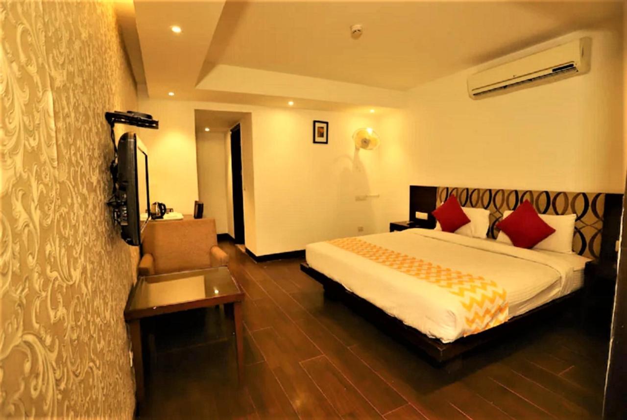 Arch International New Delhi