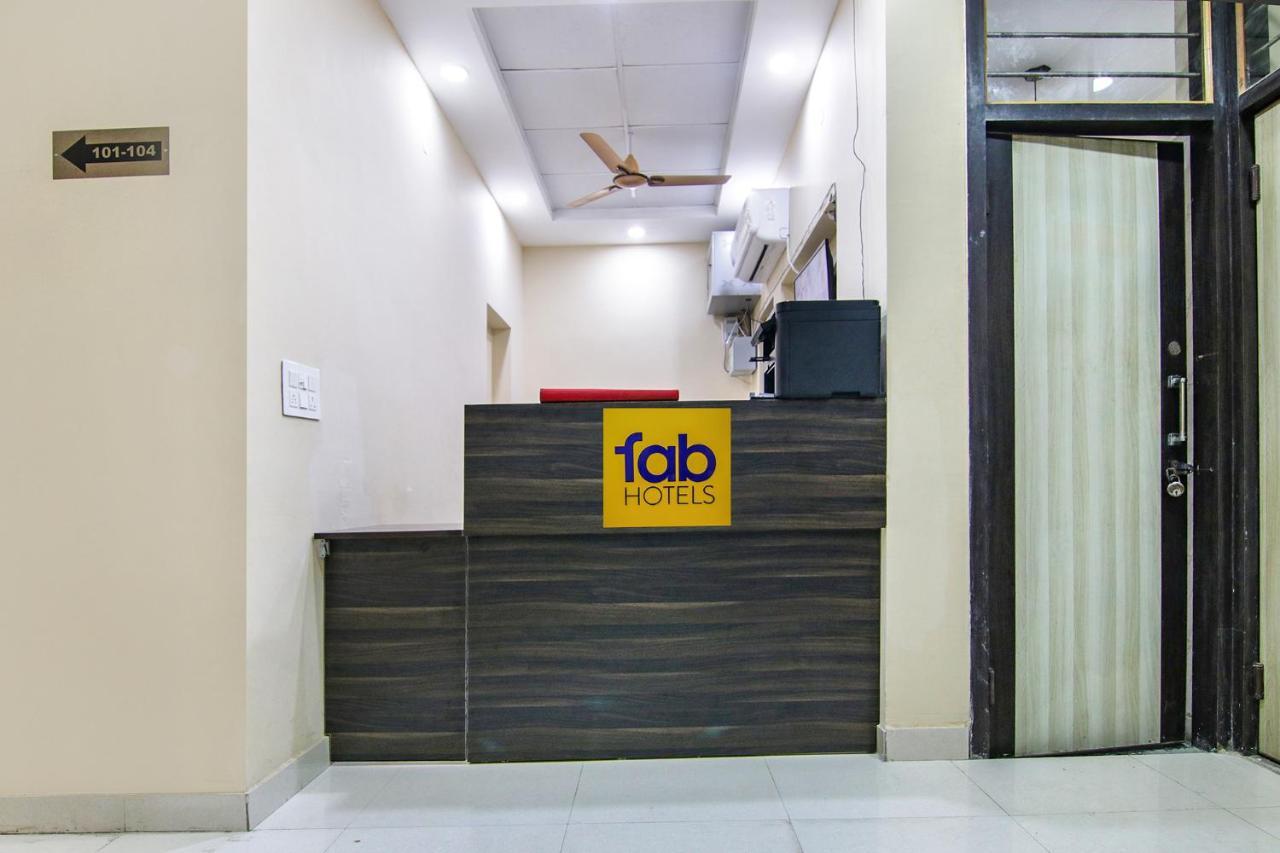 Hotel Fabhotel Ashok Vihar - Nr North Campus, Delhi