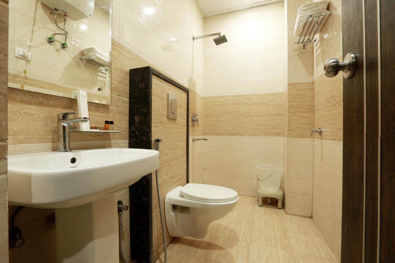 Bed & Breakfast Travel At Delhi Airport
