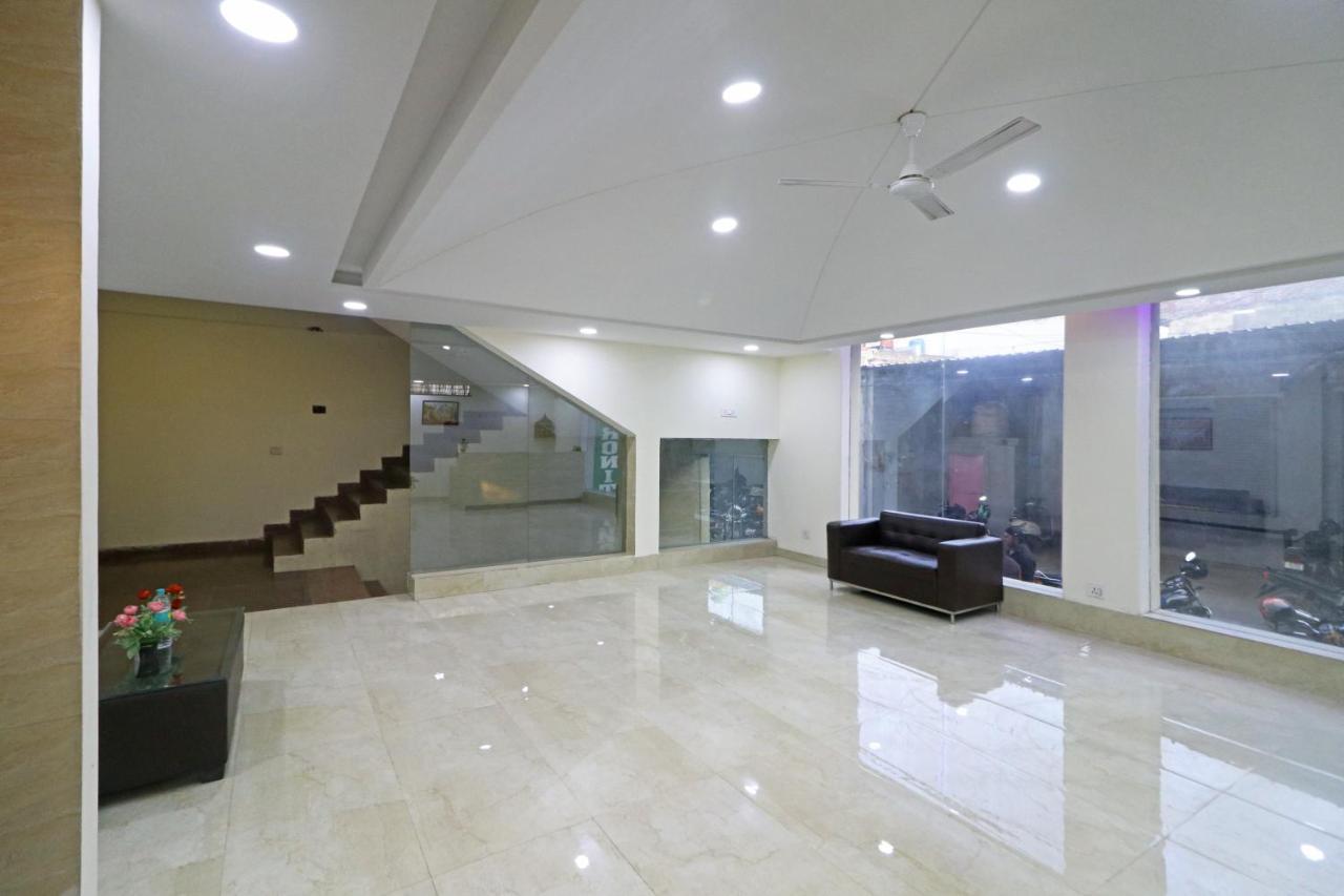 Hotel Ronit Royal Delhi Airport By D'capitol 4*