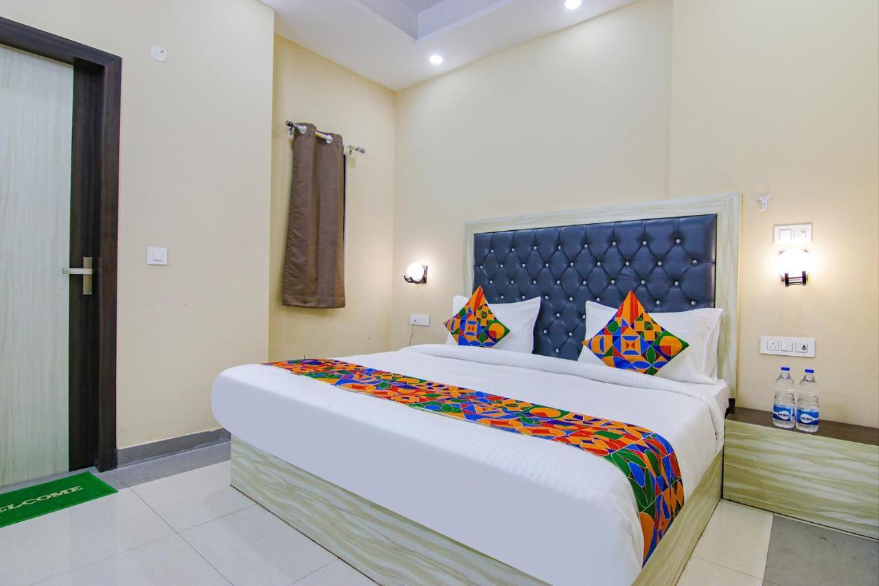 Fabhotel Ashok Vihar - Nr North Campus, Delhi Hotel Nova Deli