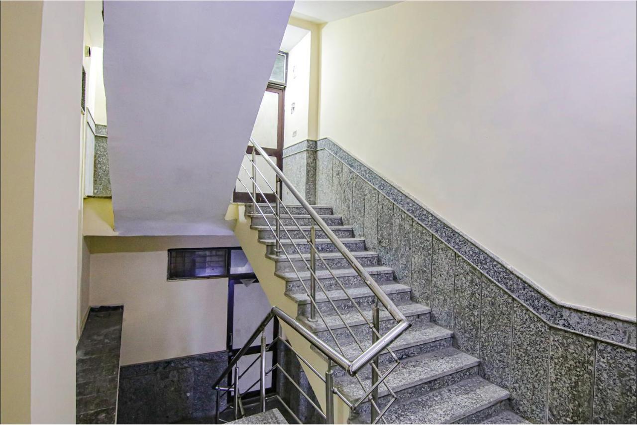 Fabhotel Ashok Vihar - Nr North Campus, Delhi Nova Deli