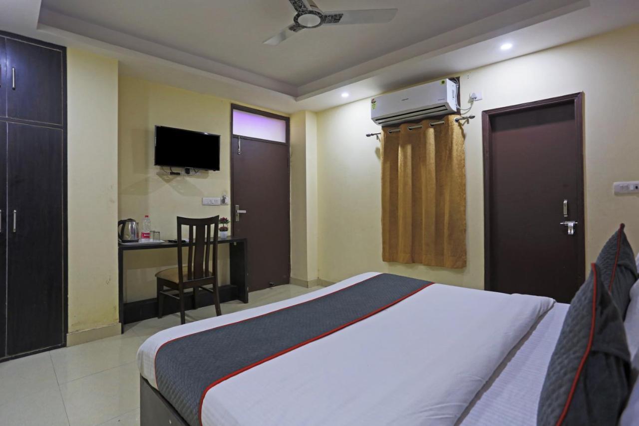 Airport Rosewood Hotel
