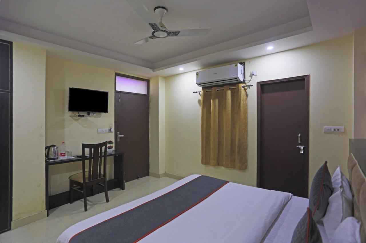 Airport Rosewood 4* New Delhi