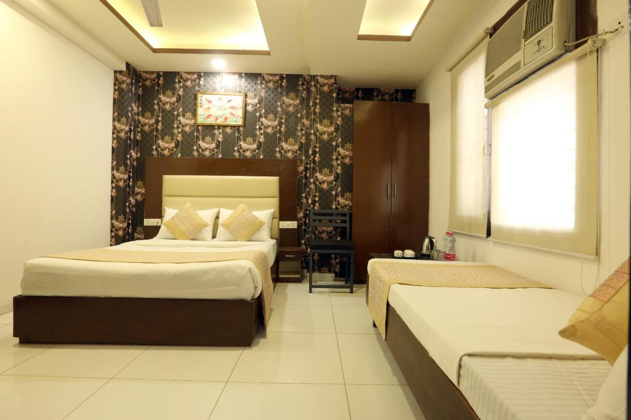 Travel At Delhi Airport Bed & Breakfast