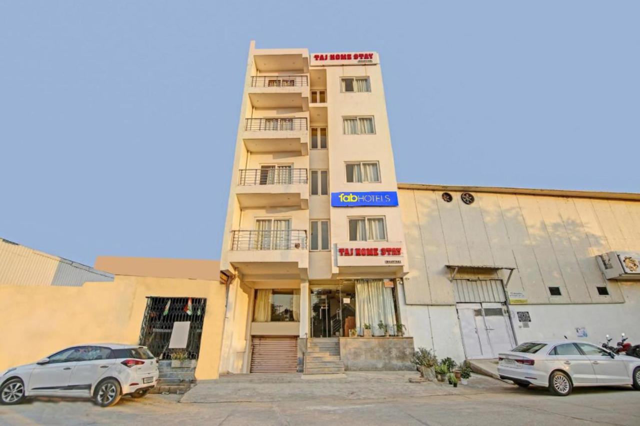 Hotel Fabexpress Taj Nova Deli