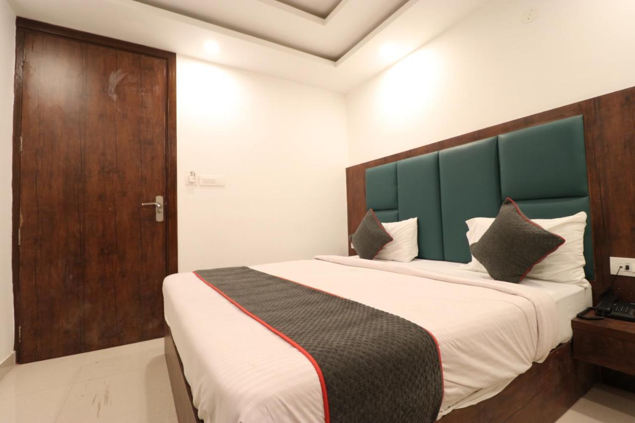 Hotel Krone A Family Near Igi Airport Delhi