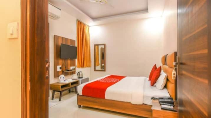Roma Deluxe - Railway Station 3* New Delhi