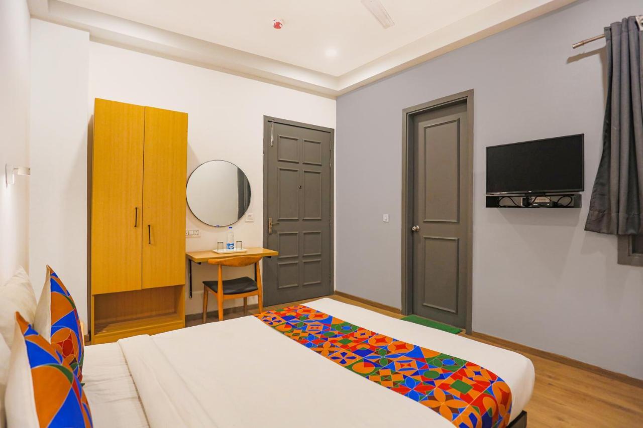 Hotel Fabhotel Roseman