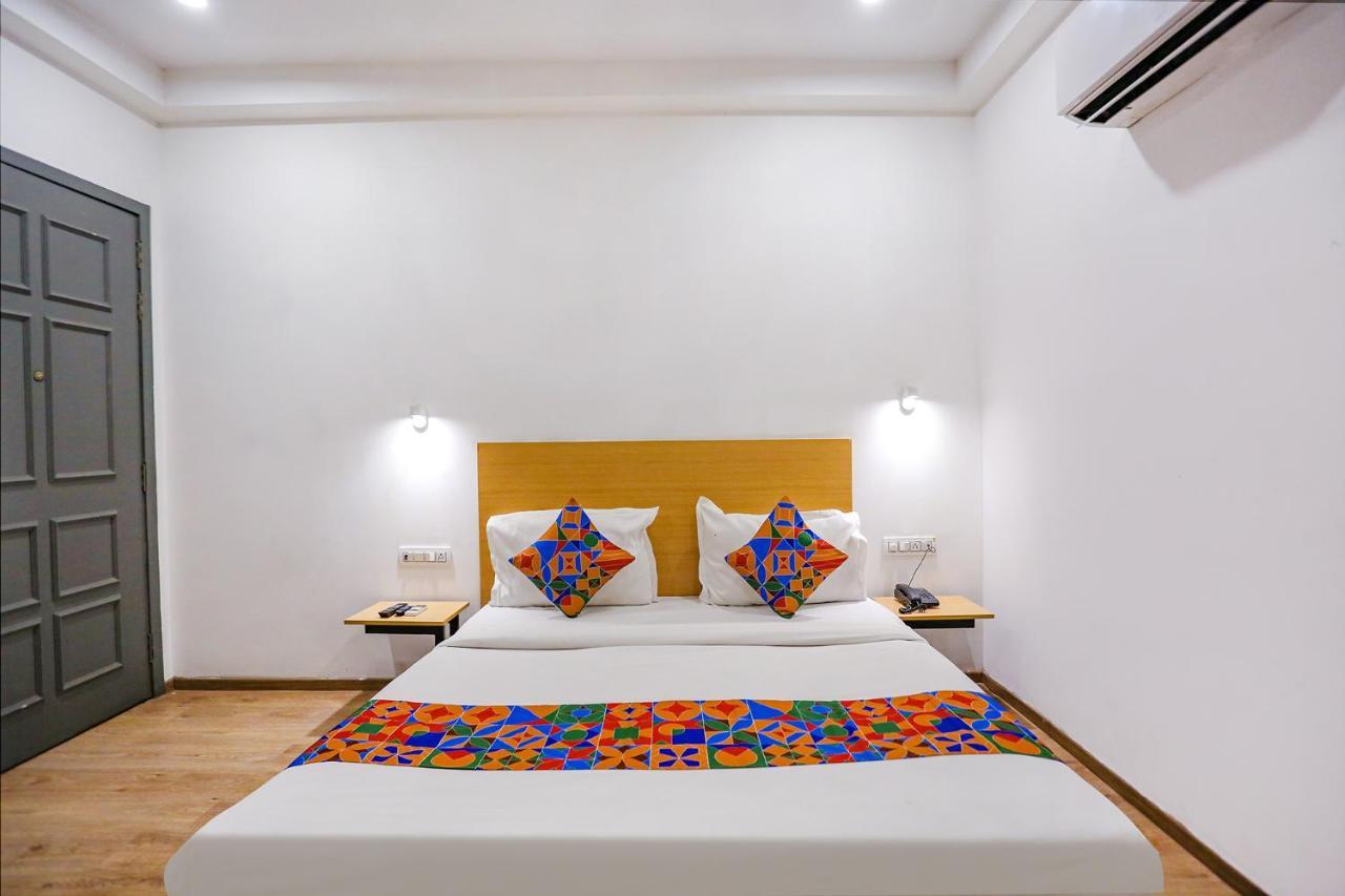 Fabhotel Roseman 3*