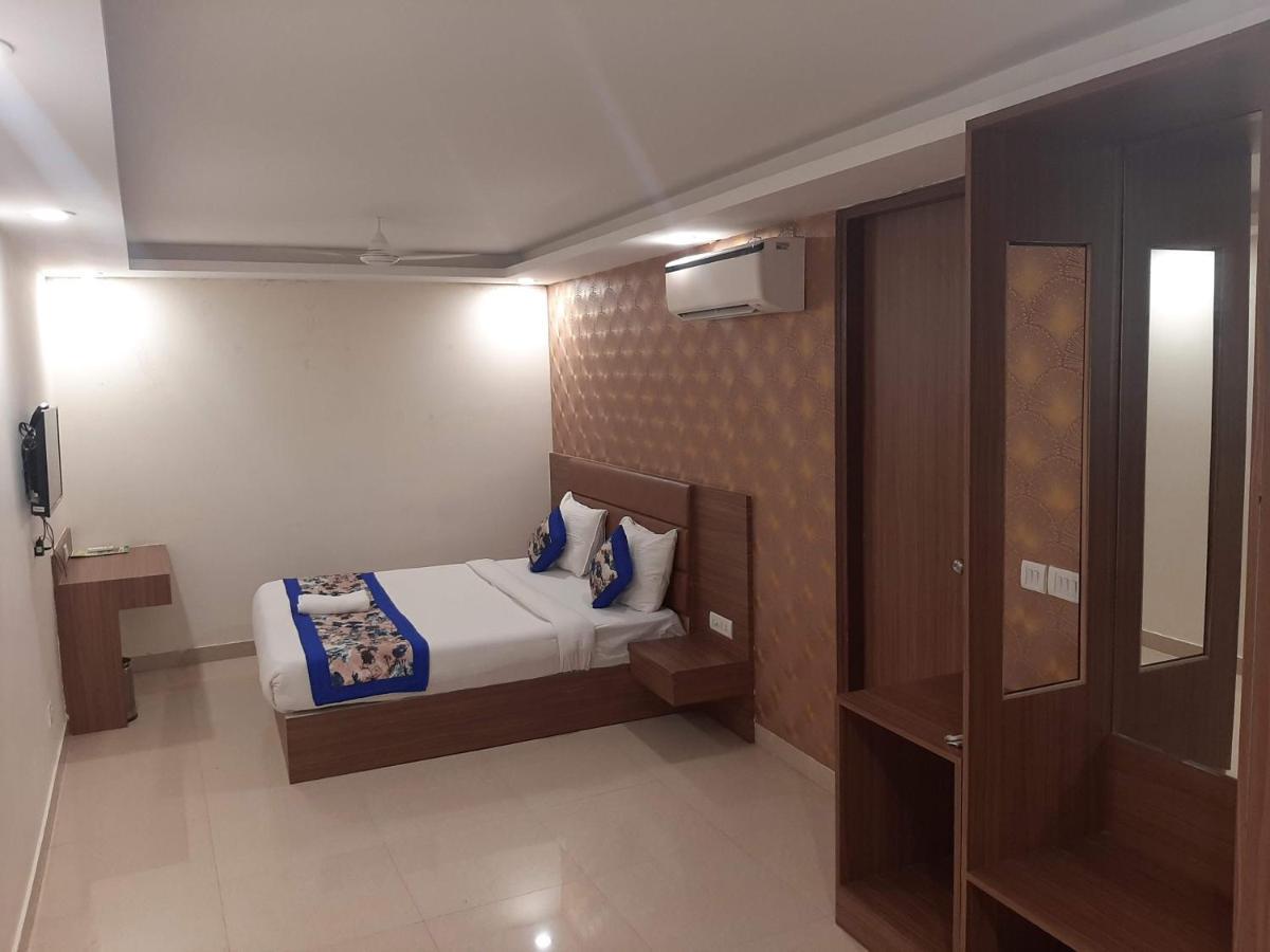 Ronit Royal Delhi Airport By D'capitol Hotel New Delhi